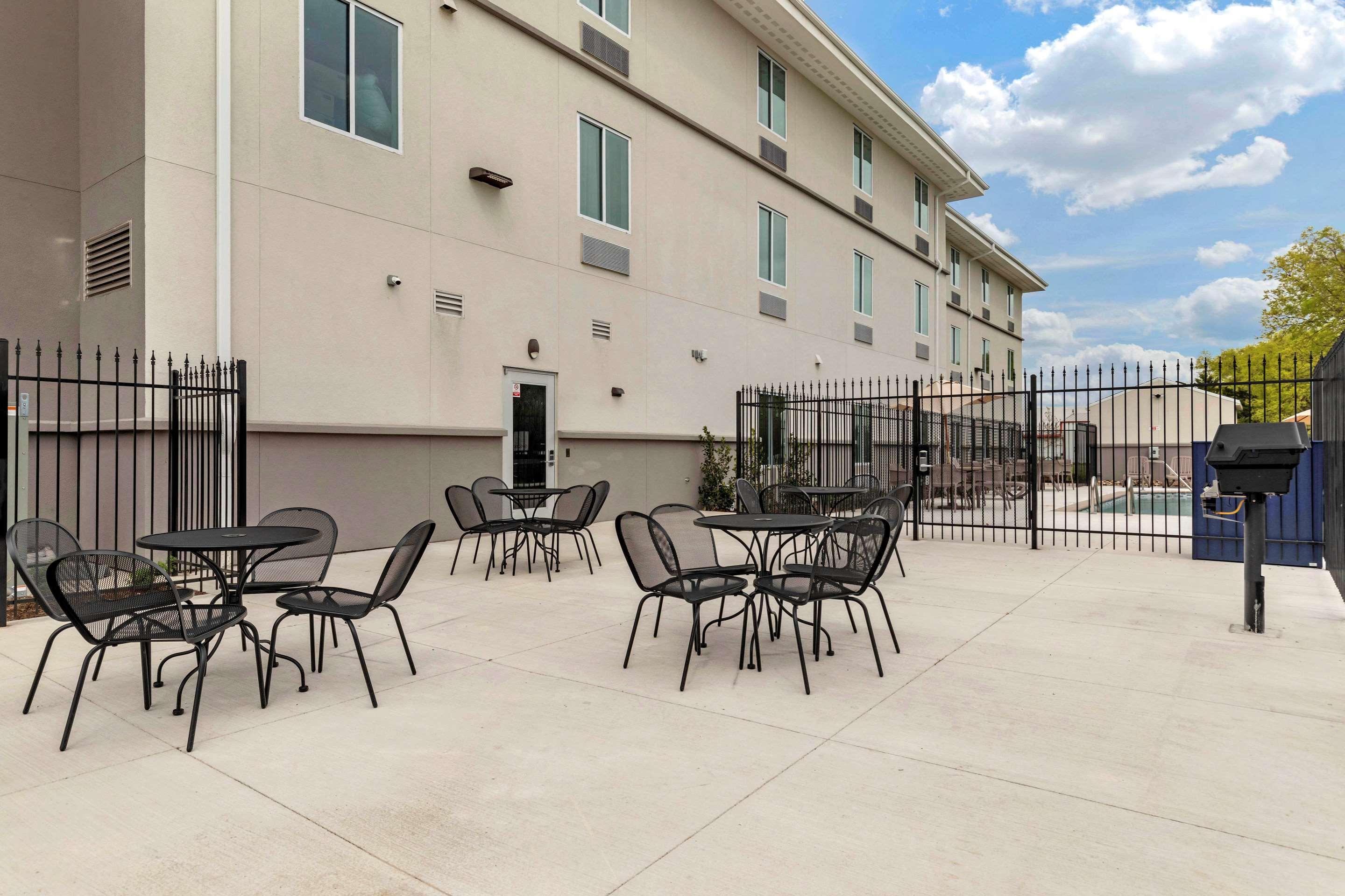 Mainstay Suites Lancaster Dallas South Bagian luar foto